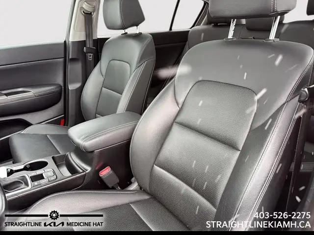 2022 Kia Sportage EX Premium S low kilometres, locally owned and - Photo 8