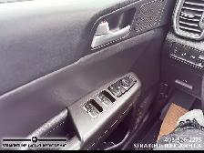 2022 Kia Sportage EX Premium S low kilometres, locally owned and - Photo 10
