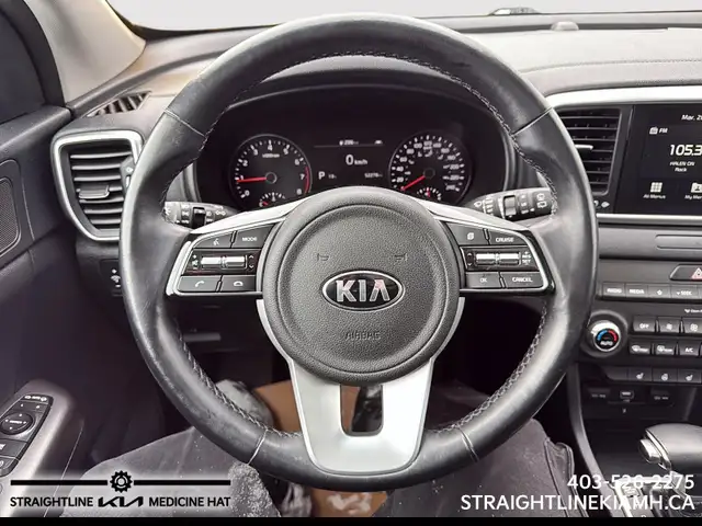 2022 Kia Sportage EX Premium S low kilometres, locally owned and - Photo 11