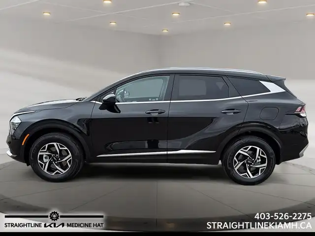 2025 Kia Sportage LX low kilometers, certified preowned, one own - Photo 5