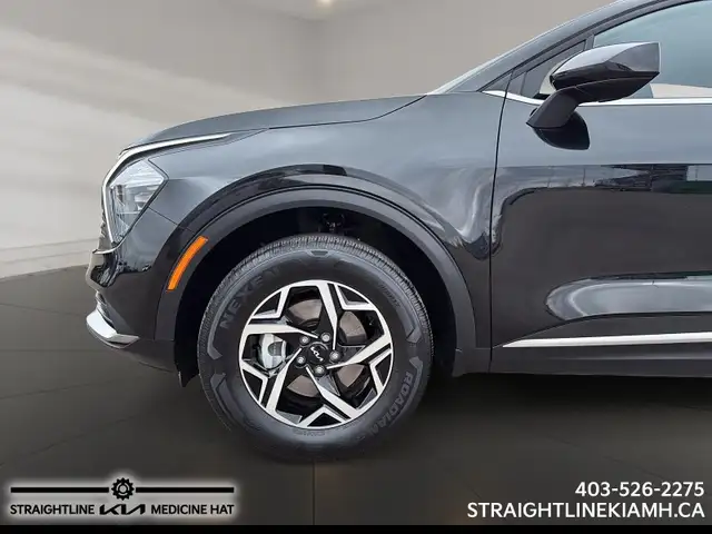 2025 Kia Sportage LX low kilometers, certified preowned, one own - Photo 7