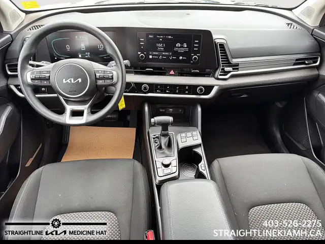 2025 Kia Sportage LX low kilometers, certified preowned, one own - Photo 10