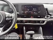 2025 Kia Sportage LX low kilometers, certified preowned, one own - Photo 14