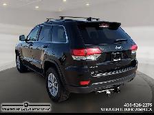 2021 Jeep Grand Cherokee Laredo spacious interior, confident sty - Photo 4