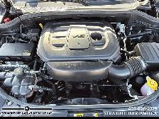 2021 Jeep Grand Cherokee Laredo spacious interior, confident sty - Photo 8