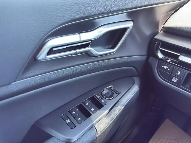 2026 Kia Sportage HEV EX Hybrid Efficiency, Advanced Safety, Eve - Photo 11