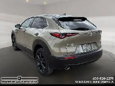 2025 Mazda CX-30 Suna low kilometres, one owner, clean carfax, p - Photo 4