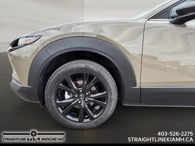 2025 Mazda CX-30 Suna low kilometres, one owner, clean carfax, p - Photo 7