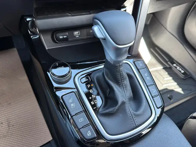 2026 Kia Seltos EX Premium Ventilated Seats, AWD Confidence, Sma - Photo 15