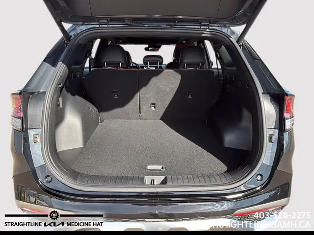 2024 Kia Sportage EX Premium locally owned and maintained, low k - Photo 6