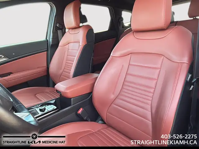 2024 Kia Sportage EX Premium locally owned and maintained, low k - Photo 9
