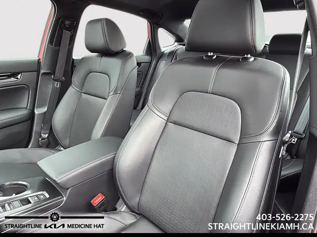 2025 Honda Civic Sedan Hybrid Sport Touring one owner, clean car - Photo 9