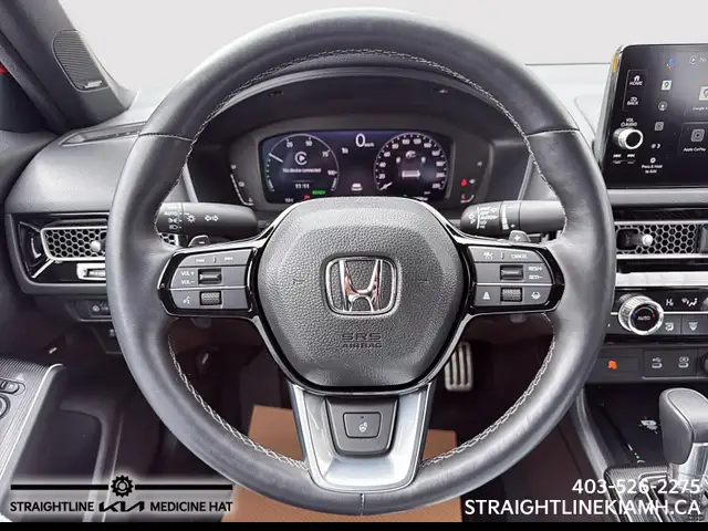 2025 Honda Civic Sedan Hybrid Sport Touring one owner, clean car - Photo 12