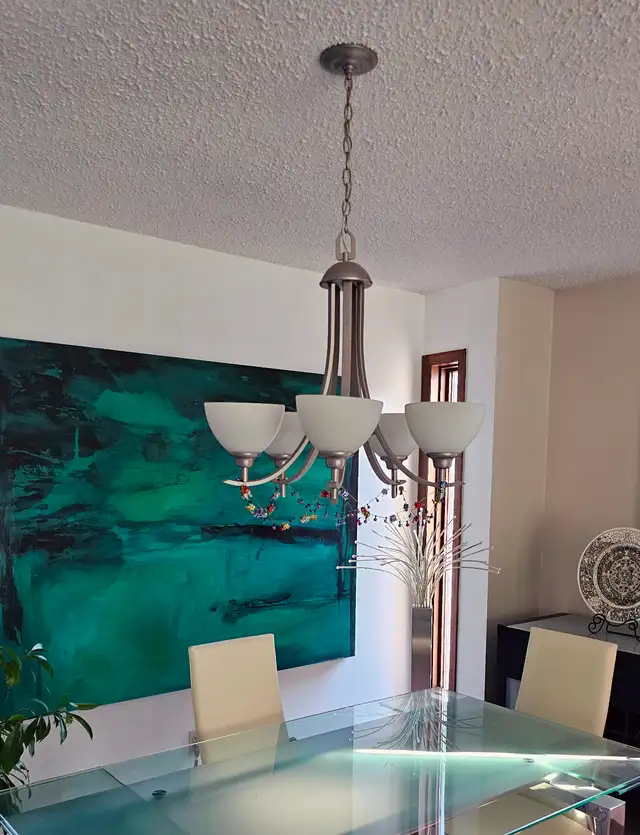 Chandelier - Photo 2