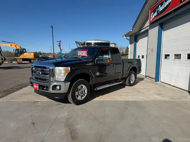 2011 Ford F250 4x4 Power Stroke - Photo 4