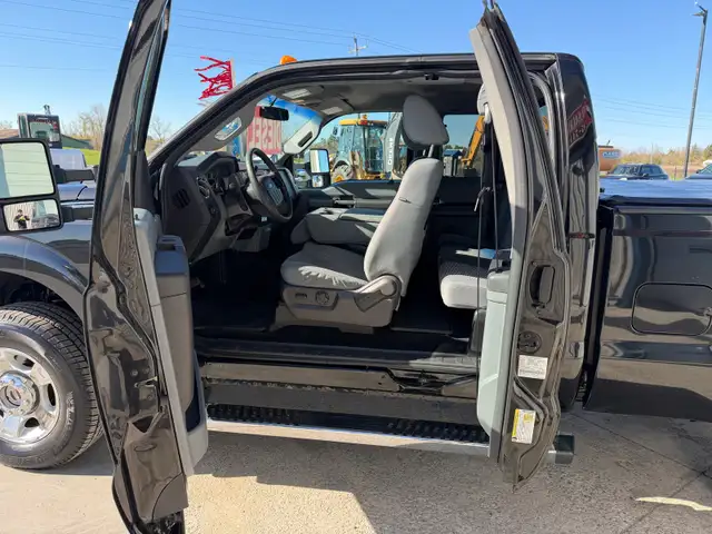 2011 Ford F250 4x4 Power Stroke - Photo 6