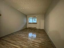 2-Bedroom Apartment Suite in St Vital Available June 1st - Photo 5