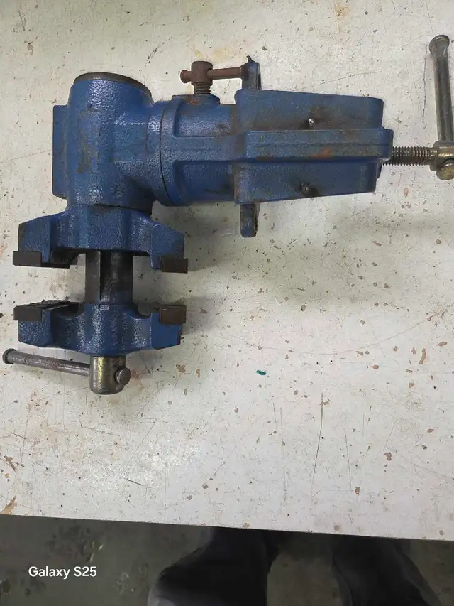 ETAU pivotante  2 ,1 / 2 po. - Photo 2