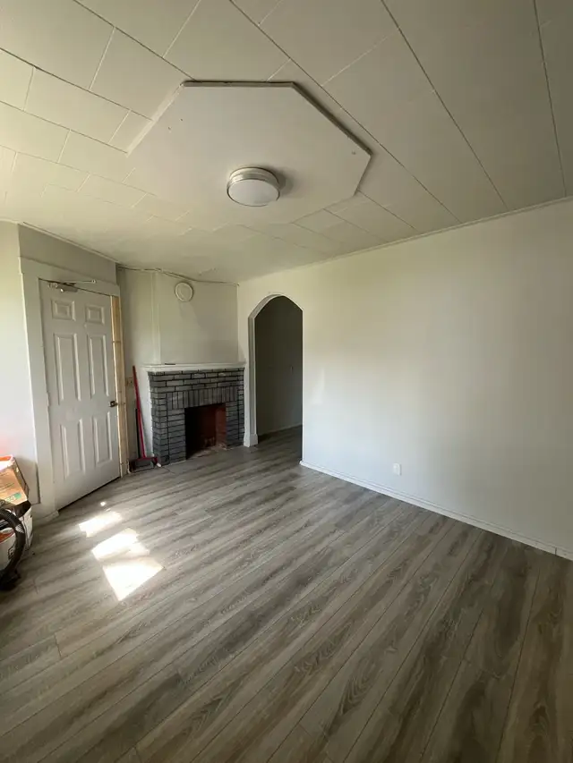 1 BEDEROOM APTARTMENT - FORT ERIE - Unit #6 - Photo 2