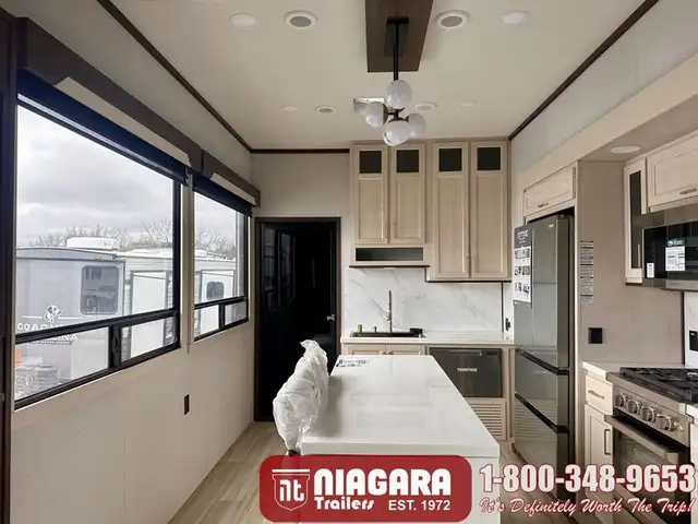2025 FOREST RIVER CEDAR CREEK COTTAGE 40RDE - Photo 4