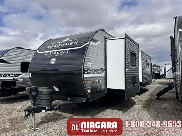 2025 COACHMEN CATALINA 313RLTS - Photo 2