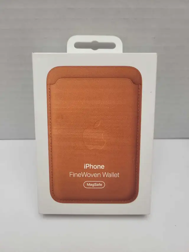 iPhone Magsafe Finewoven Wallet Fox Orange A3537 NEW