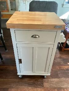 CUISINART ISLAND WITH BUTCHER BLOCK TOP