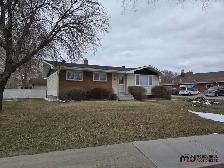 Online Auction: House To Be Removed - Regina, SK