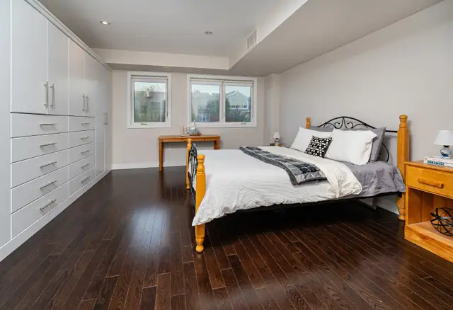 OPEN HOUSE-Freehold 3 1 Bed, 3 Bath Townhome in The Beaches - Photo 10
