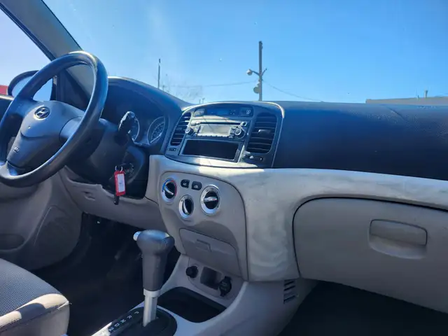 2008 Hyundai Accent PETIT BUGET AUTOMATIQUE - Photo 4
