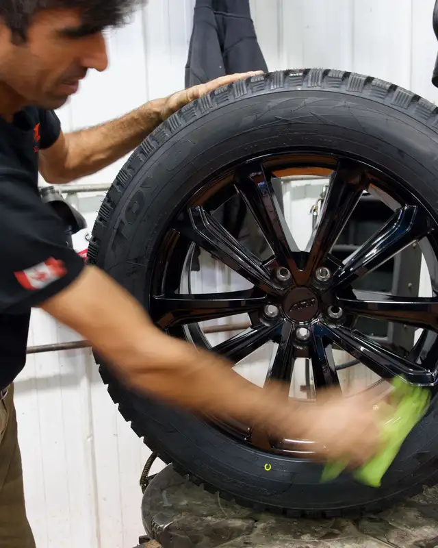 Seeking Experienced Tire Technician - Photo 3
