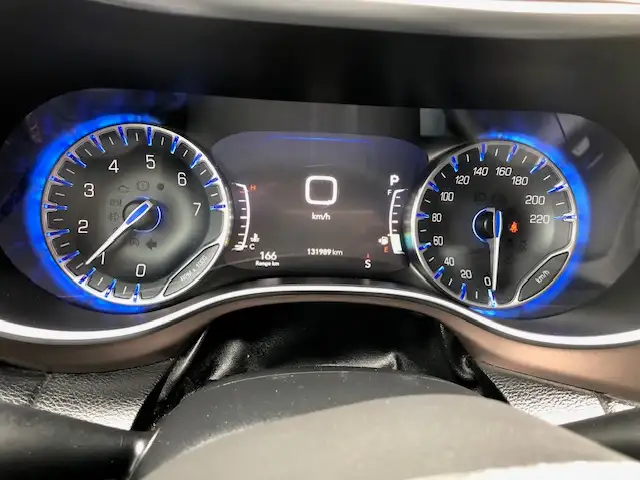 2017 Chrysler Pacifica Touring-L Plus no accidents loaded - Photo 13