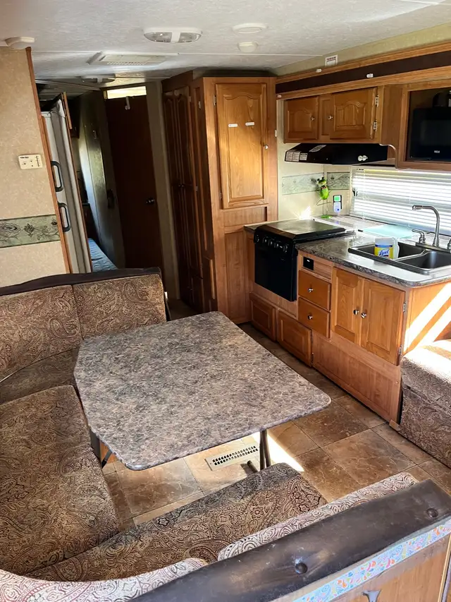 Rockwood Travel Trailer - Photo 5