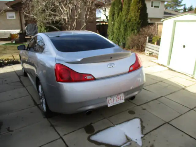 2011 Infiniti G37x coupe - Photo 3