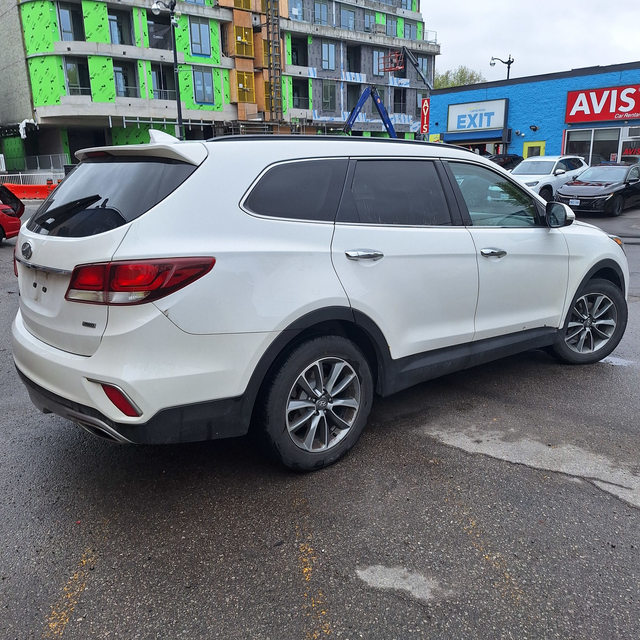 2019 Hyundai Santa Fe XL Preferred AWD, 3.3l 6cyl - Photo 10