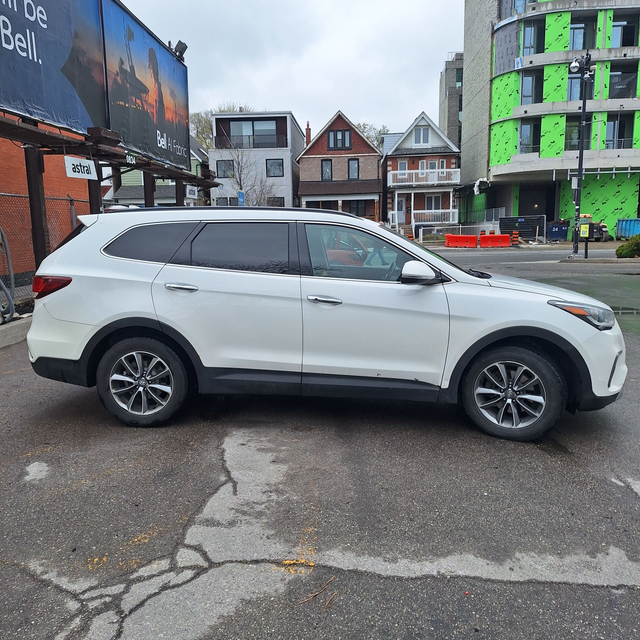 2019 Hyundai Santa Fe XL Preferred AWD, 3.3l 6cyl - Photo 11
