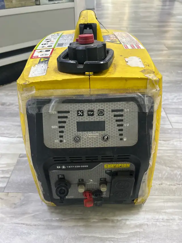Champion Inverter Generator 2000W Condition - Photo 4
