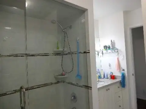 Spacious 2 Bedroom Basement Apartment Birchmount and Finch - Photo 6