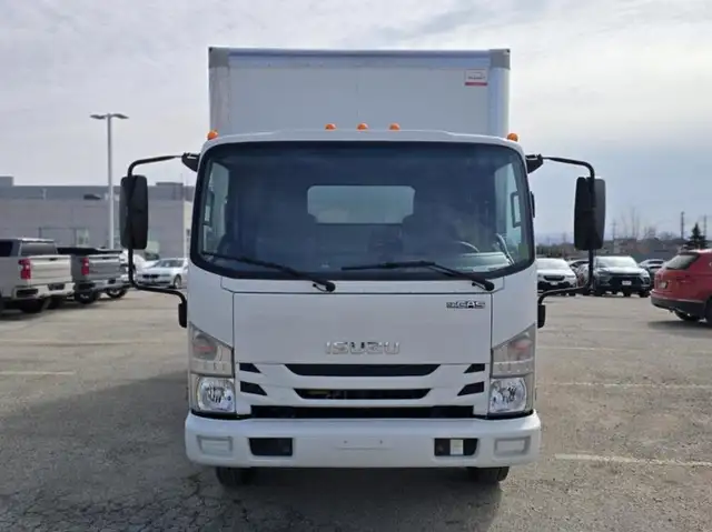 2019 Isuzu Other - Photo 6