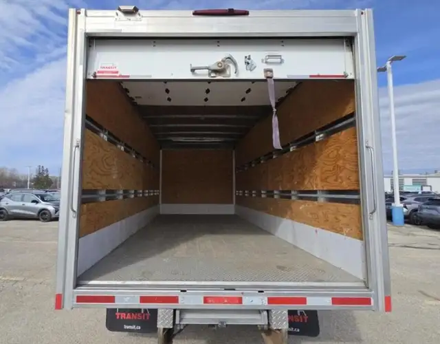 2019 Isuzu Other - Photo 7