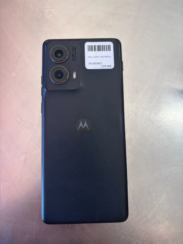 Motorola Edge - Photo 2
