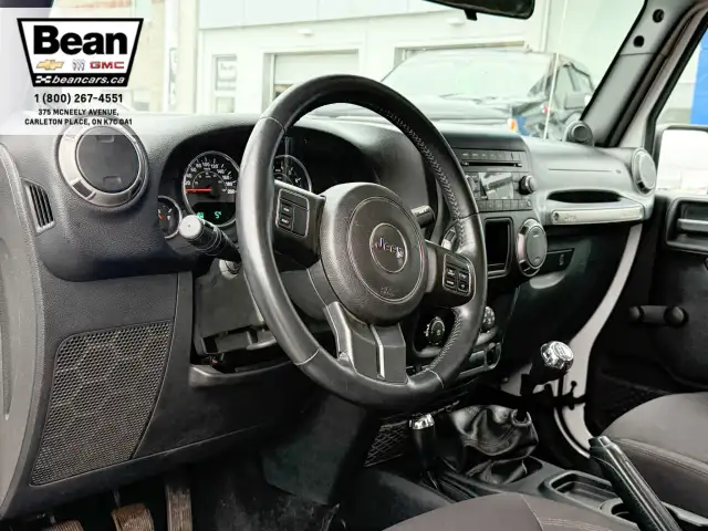 2014 Jeep Wrangler - Photo 11