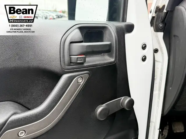 2014 Jeep Wrangler - Photo 14