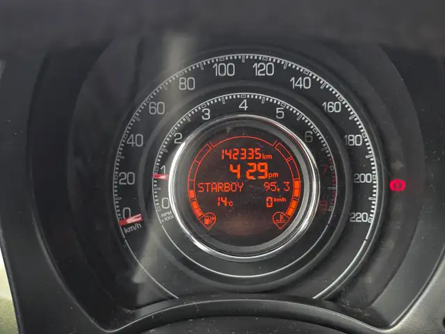 2013 Fiat 500 Sport Manuel Former BC Vehicle Active - Photo 17