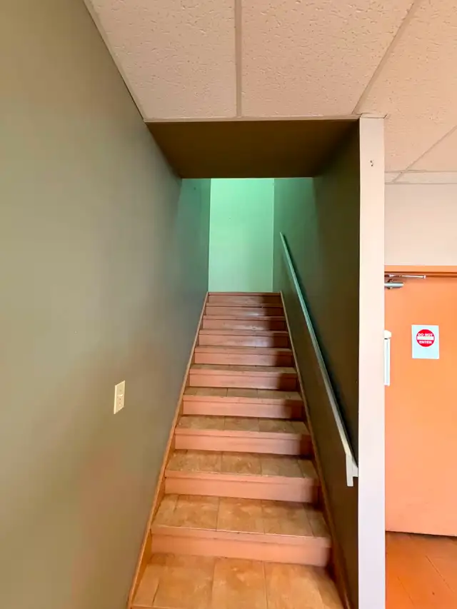 Espace à louer – LaSalle – 3 600 pi² - Photo 5
