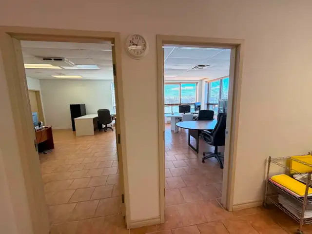 Espace à louer – LaSalle – 3 600 pi² - Photo 10
