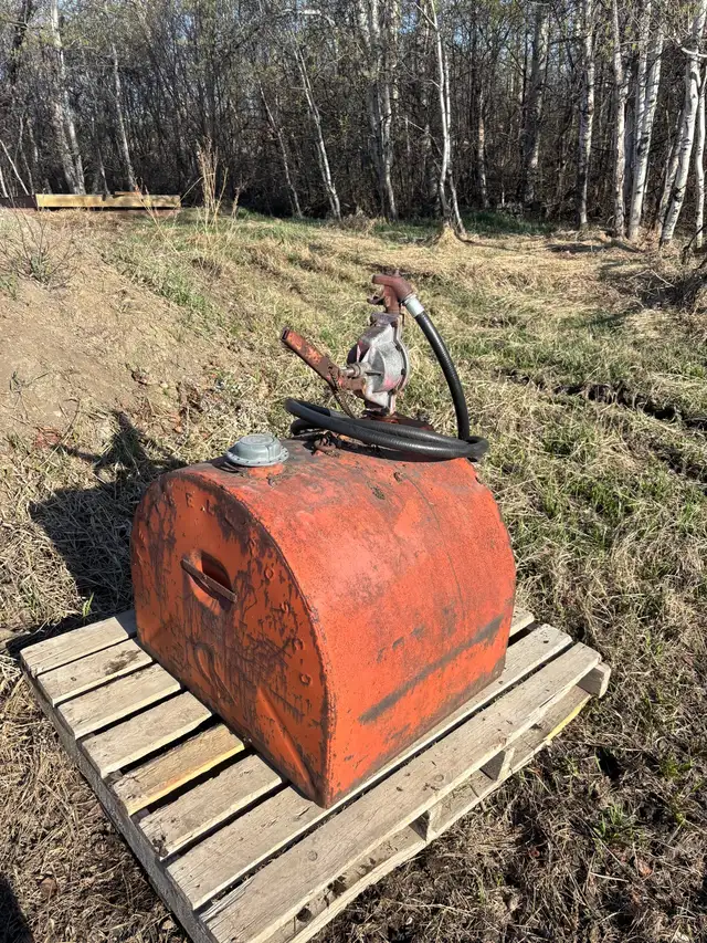 Old slip tank - Photo 2