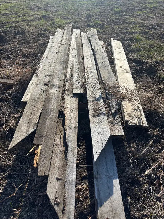 Old barn board - Photo 2