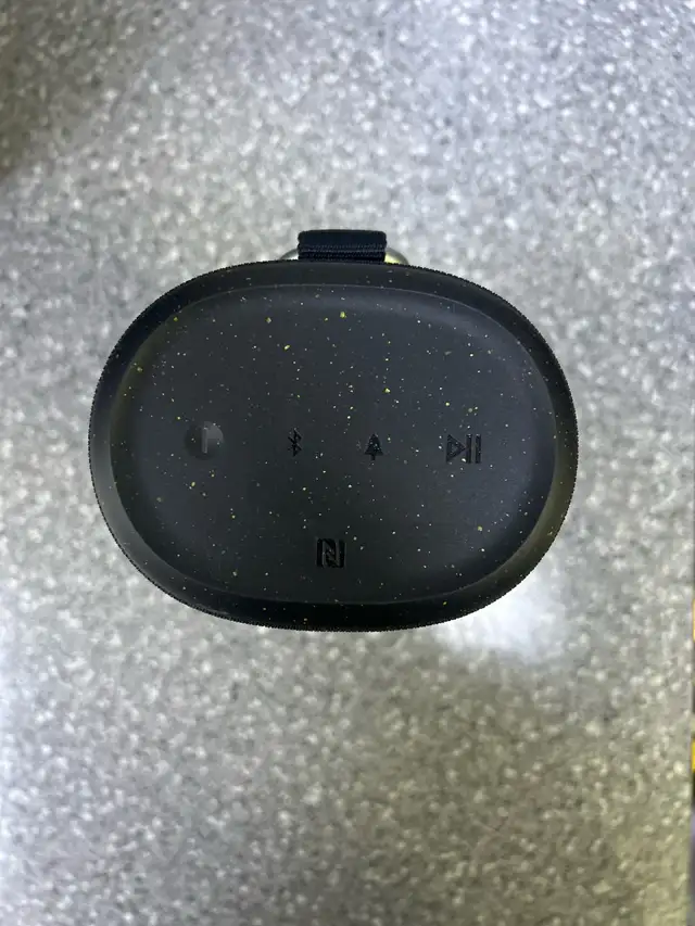 Ultimate Ears Everboom Bluetooth Speaker Black - Photo 3