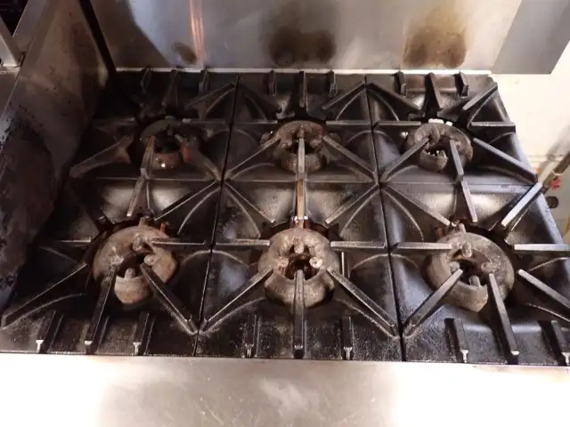 Garland Sunfire 36' Commercial Gas Range - Photo 4